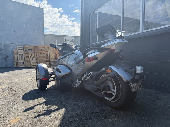 2013 BRP SPYDER RS SM5 Silver