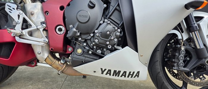 2009 Yamaha YZF-R1 WHITE