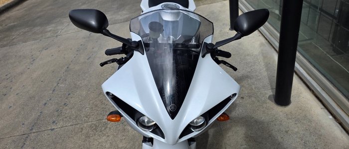 2009 Yamaha YZF-R1 WHITE