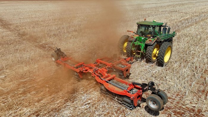 AGRIMEC "T-Rex" 3650 Rexter Articulated Knife Roller