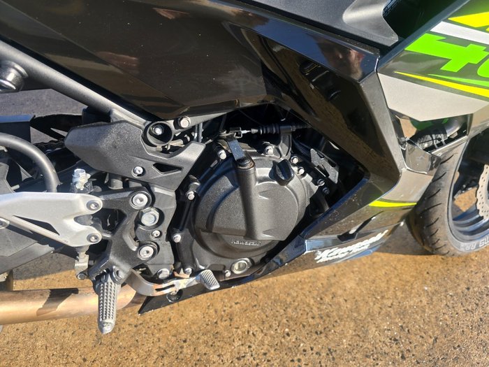 2018 Kawasaki NINJA 400 Black