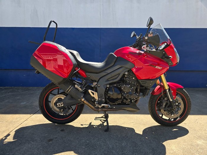 2012 TRIUMPH TIGER 1050 Red