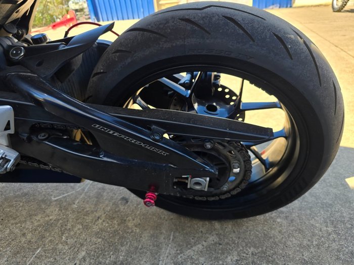2012 Honda CBR1000RR (FIREBLADE) WHITE LIGHTNING