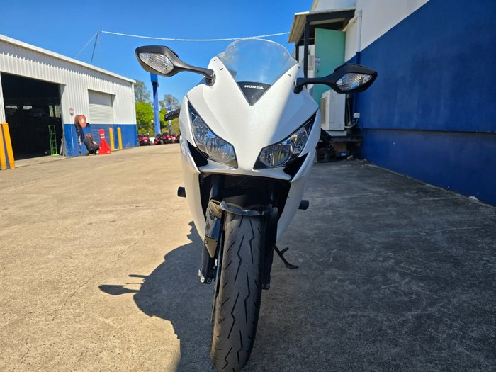 2012 Honda CBR1000RR (FIREBLADE) WHITE LIGHTNING