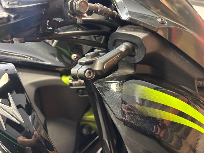 2018 Kawasaki ZR 900 BLACK