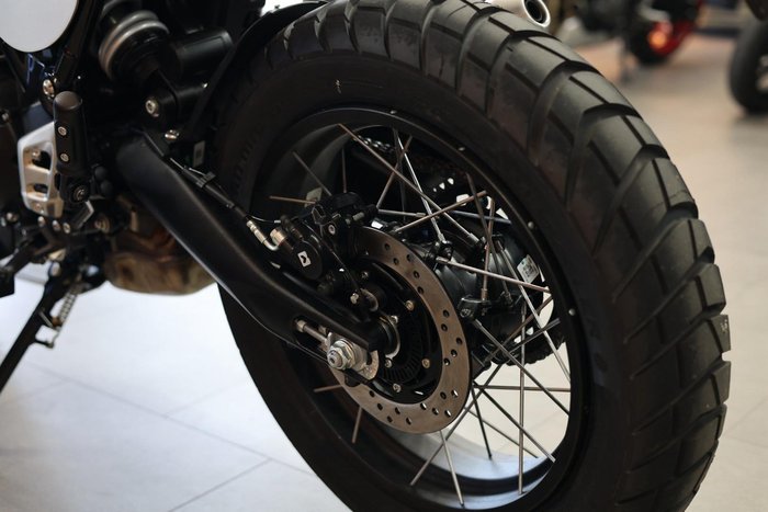 2025 Triumph Scrambler 400 XC Scrambler Yellow