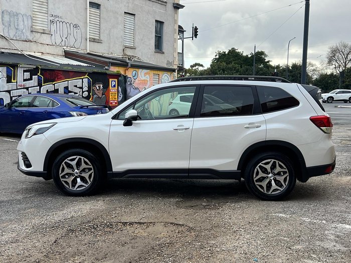 2024 Subaru Forester 2.5i