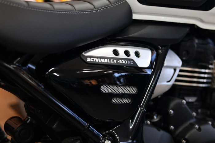 2025 Triumph Scrambler 400 XC Scrambler White