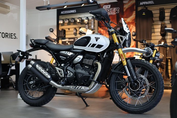 2025 Triumph Scrambler 400 XC Scrambler White