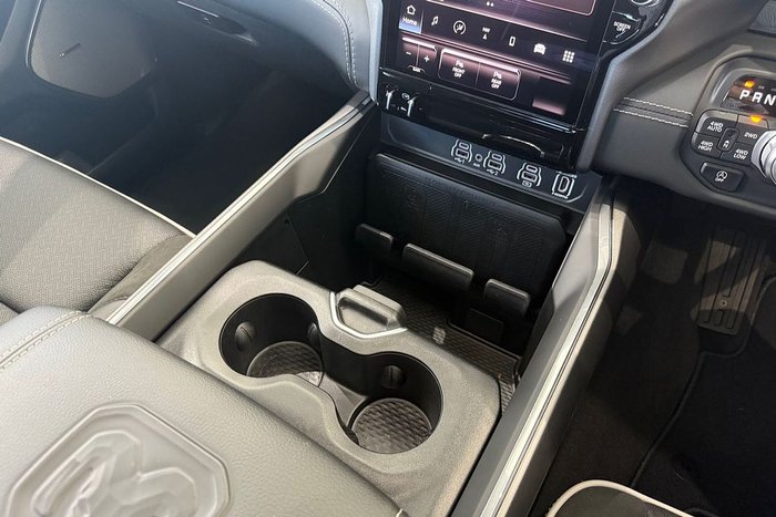 2024 RAM 1500 Laramie Sport Hurricane SO RamBox