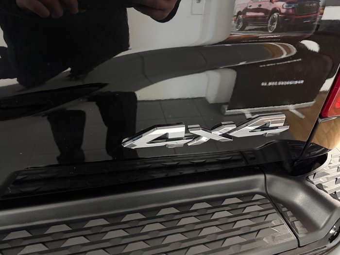 2023 RAM 2500 Laramie Rambox