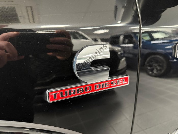 2023 RAM 2500 Laramie Rambox