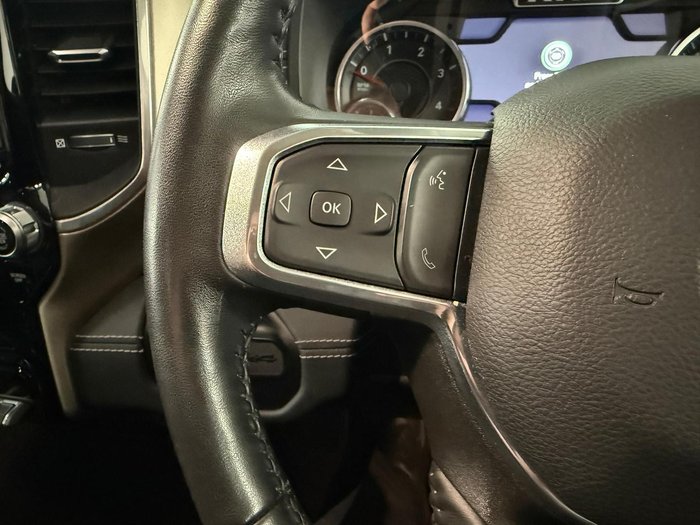 2023 RAM 2500 Laramie Rambox