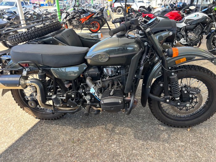 2022 URAL GEAR UP GREEN