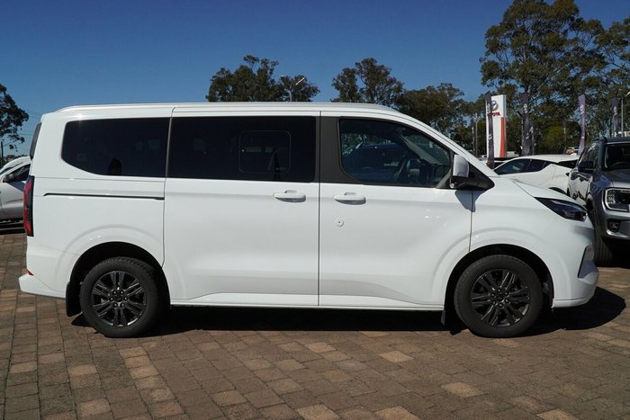 2024 Ford Tourneo Titanium X