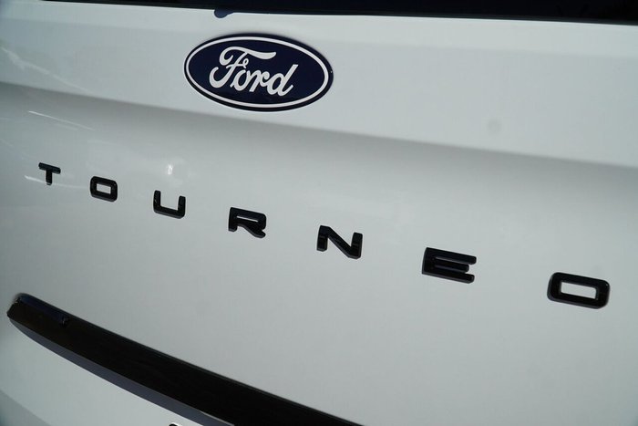 2024 Ford Tourneo Titanium X