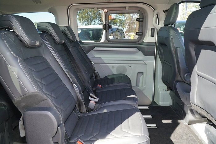 2024 Ford Tourneo Titanium X