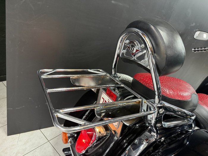 2006 Kawasaki VULCAN 1600 CLASSIC (VN1600) Black