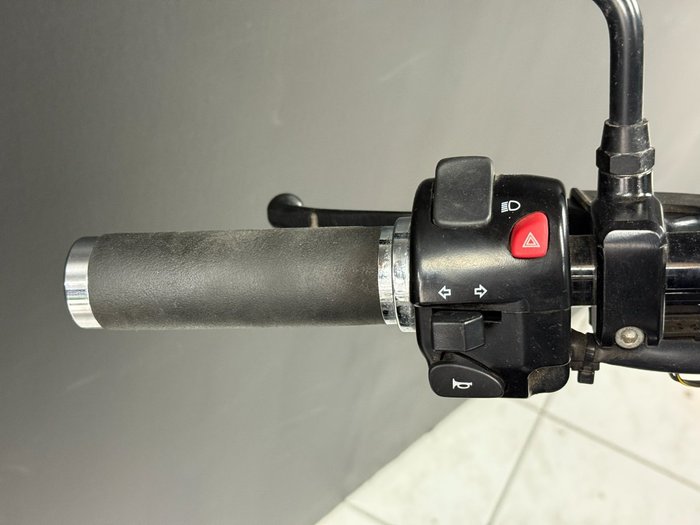 2017 SUZUKI BOULEVARD C90T (VL1500B) Grey