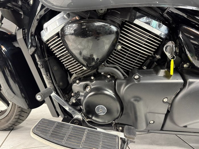 2017 SUZUKI BOULEVARD C90T (VL1500B) Grey