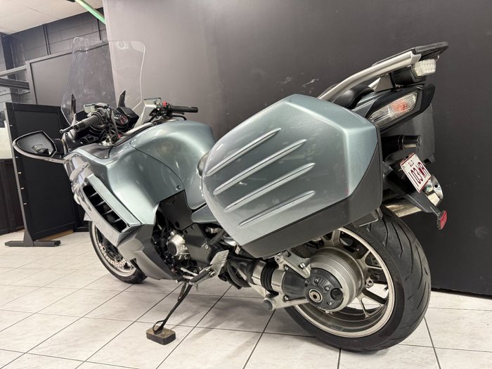 2008 Kawasaki 1400 GTR Silver