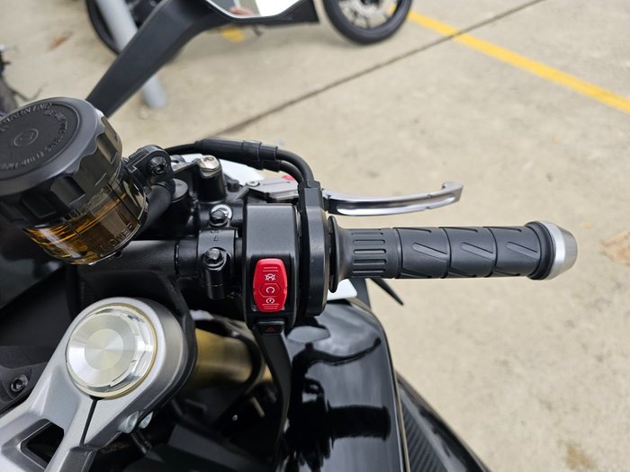 2023 CFMOTO 450 SR ABS