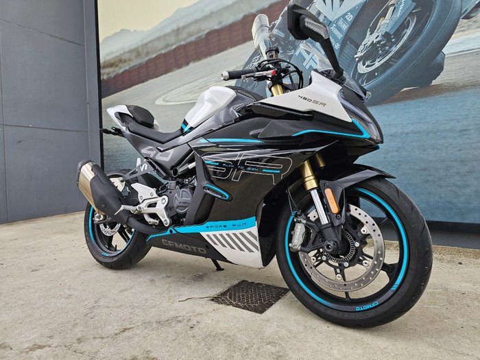 2023 CFMOTO 450 SR ABS