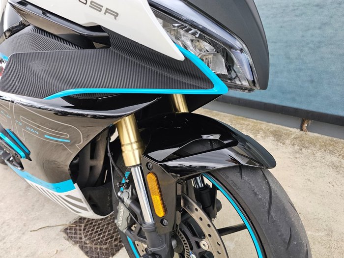 2023 CFMOTO 450 SR ABS