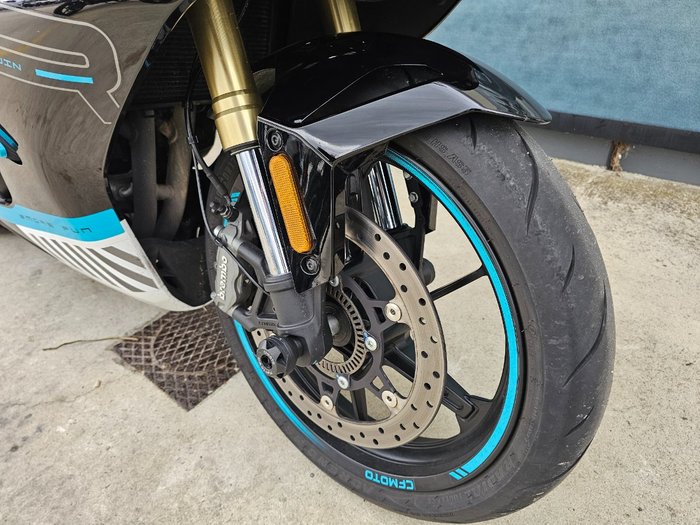 2023 CFMOTO 450 SR ABS