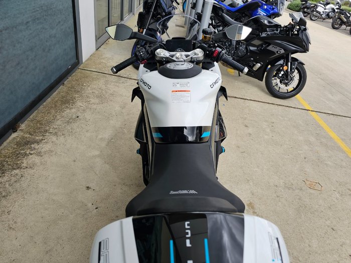 2023 CFMOTO 450 SR ABS
