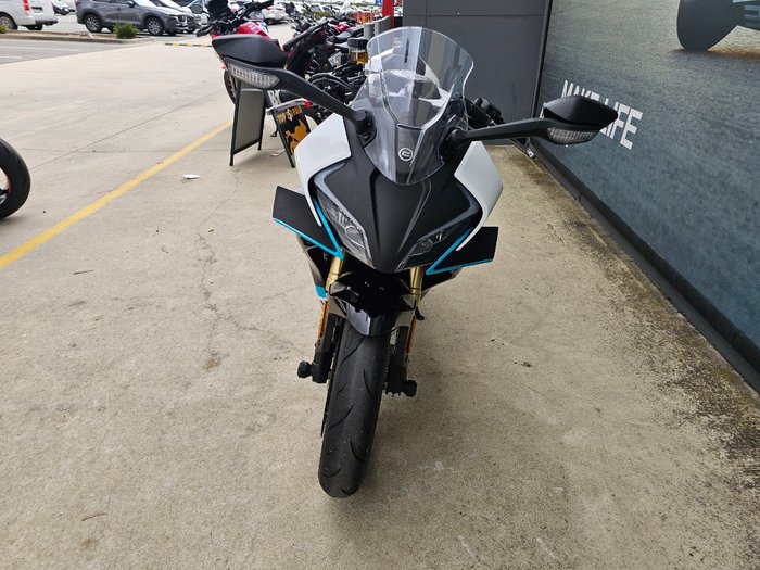 2023 CFMOTO 450 SR ABS