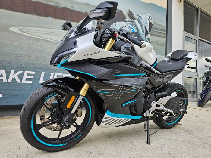 2023 CFMOTO 450 SR ABS