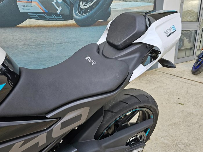 2023 CFMOTO 450 SR ABS