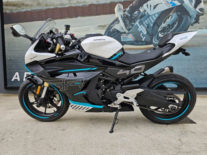 2023 CFMOTO 450 SR ABS
