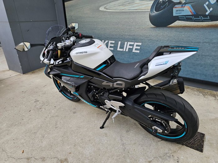 2023 CFMOTO 450 SR ABS