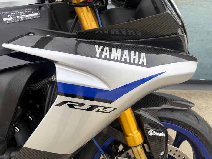 2019 Yamaha YZF-R1 M Black