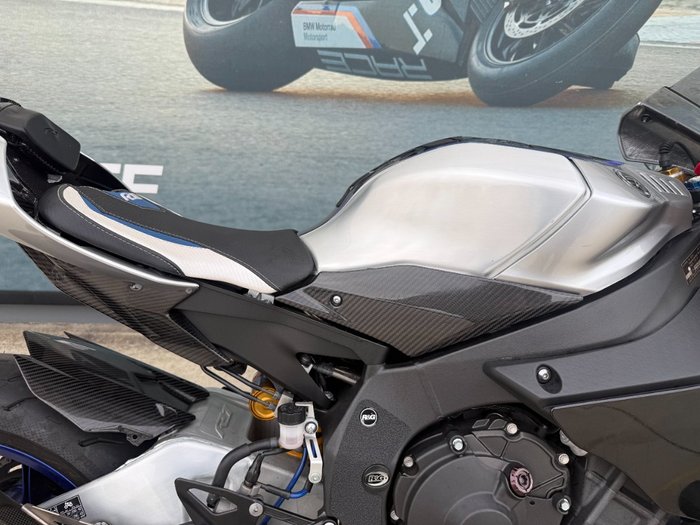 2019 Yamaha YZF-R1 M Black