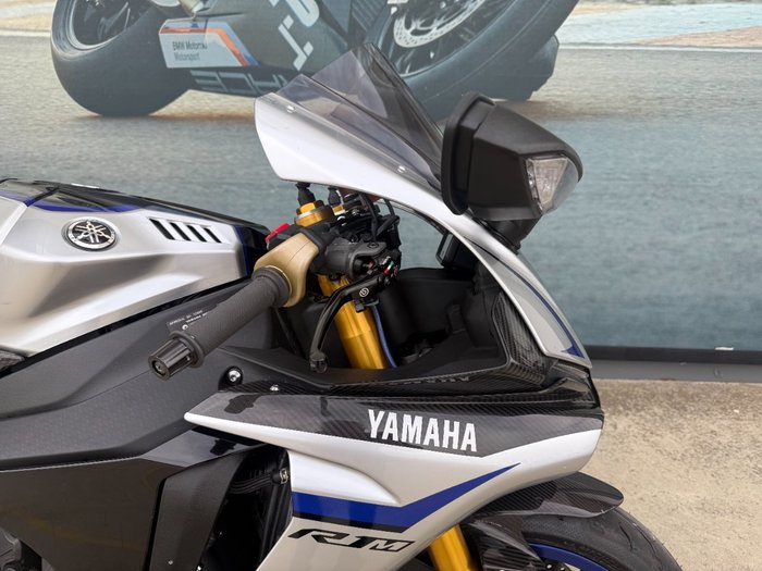 2019 Yamaha YZF-R1 M Black