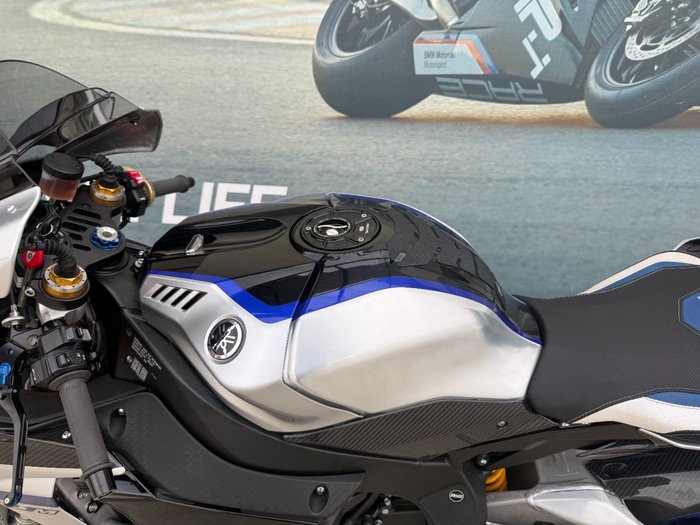 2019 Yamaha YZF-R1 M Black