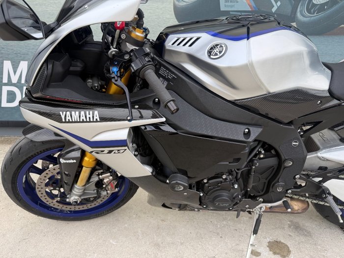 2019 Yamaha YZF-R1 M Black