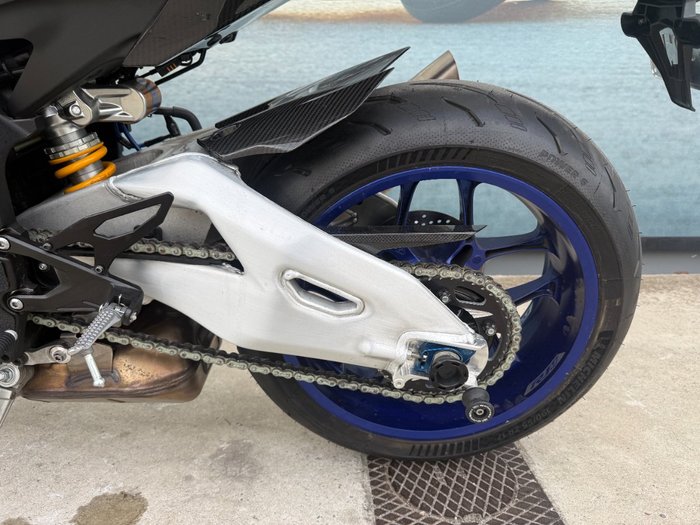 2019 Yamaha YZF-R1 M Black