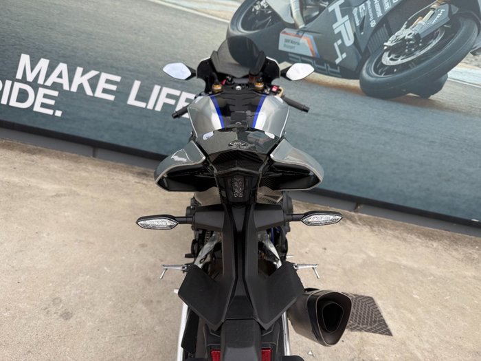 2019 Yamaha YZF-R1 M Black
