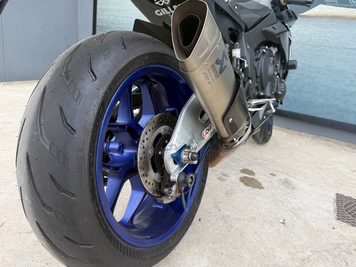 2019 Yamaha YZF-R1 M Black