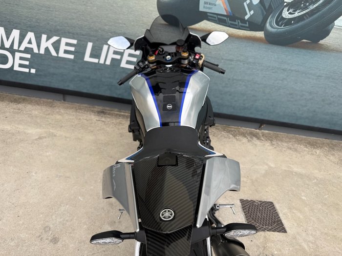 2019 Yamaha YZF-R1 M Black