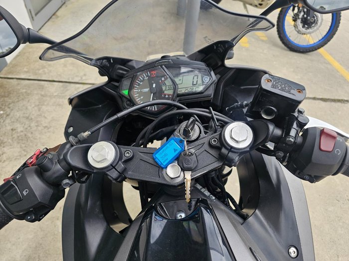 2015 Yamaha YZF-R3 GREY