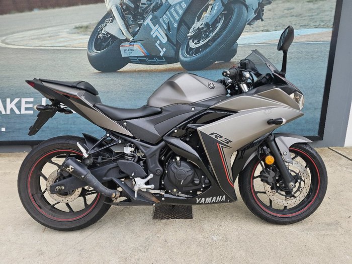 2015 Yamaha YZF-R3 GREY