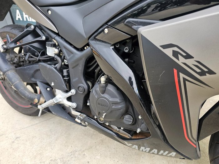 2015 Yamaha YZF-R3 GREY