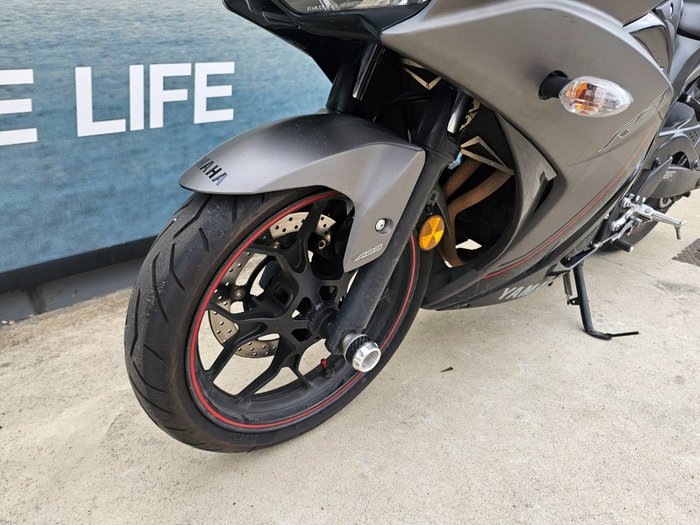 2015 Yamaha YZF-R3 GREY