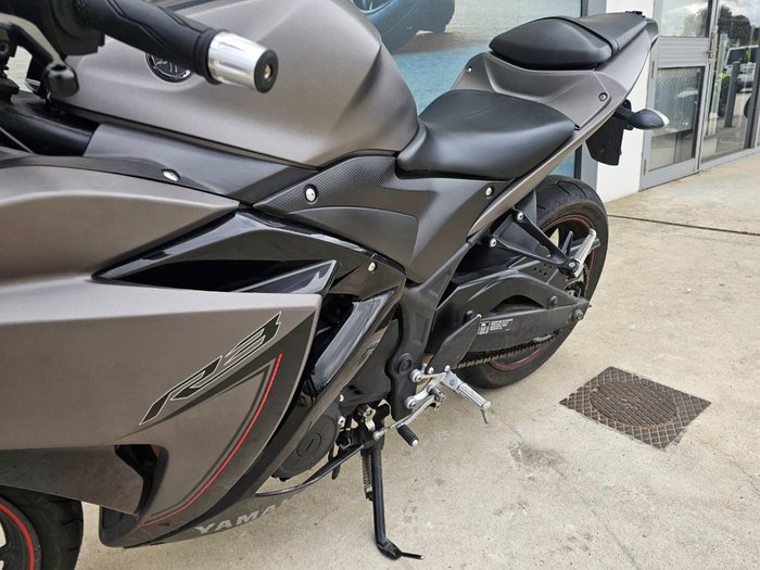 2015 Yamaha YZF-R3 GREY