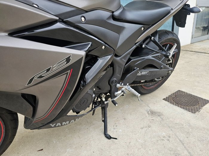 2015 Yamaha YZF-R3 GREY